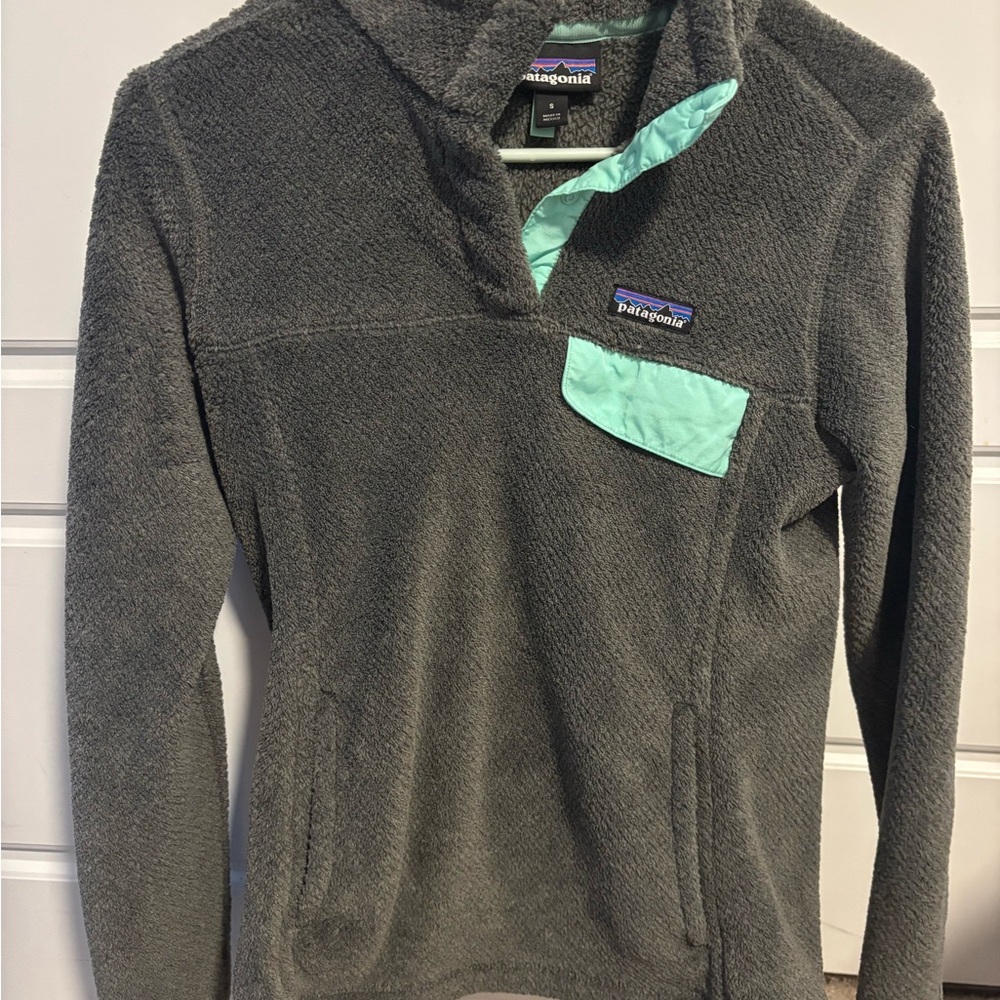 Patagonia Gray and Mint Women's Sweater - Size S